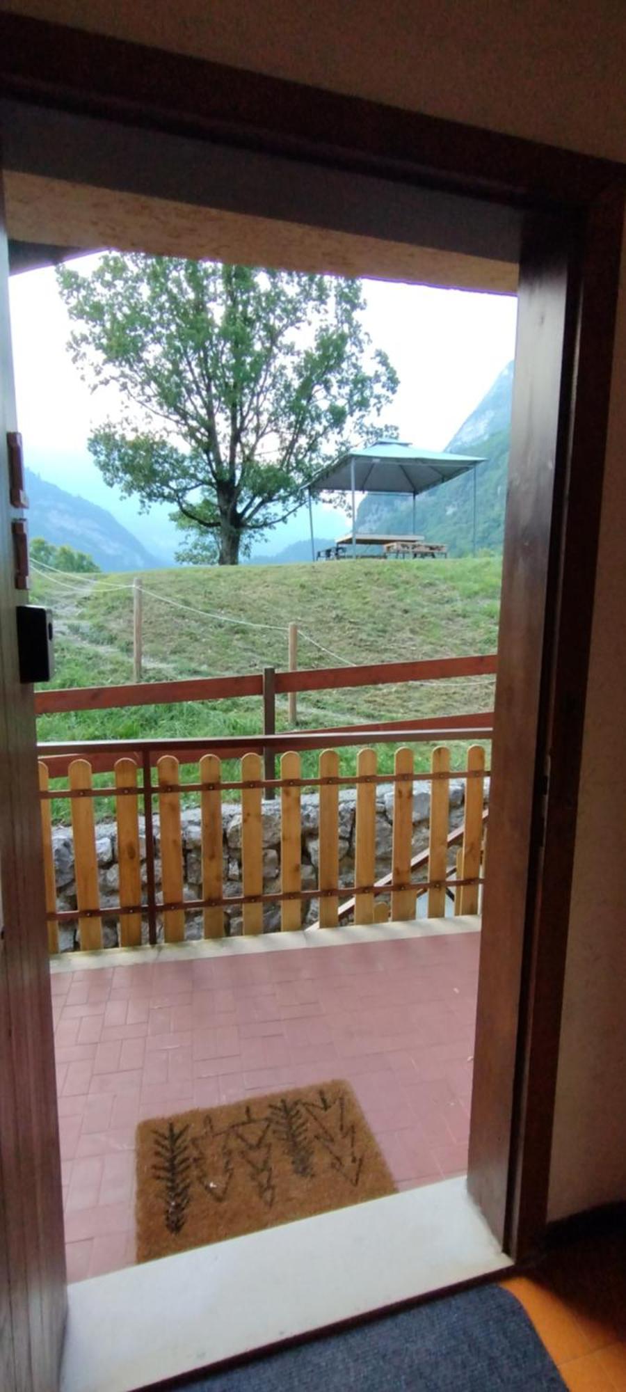 La Rustica Sul Lago Di Tenno Mansarda Kültér fotó